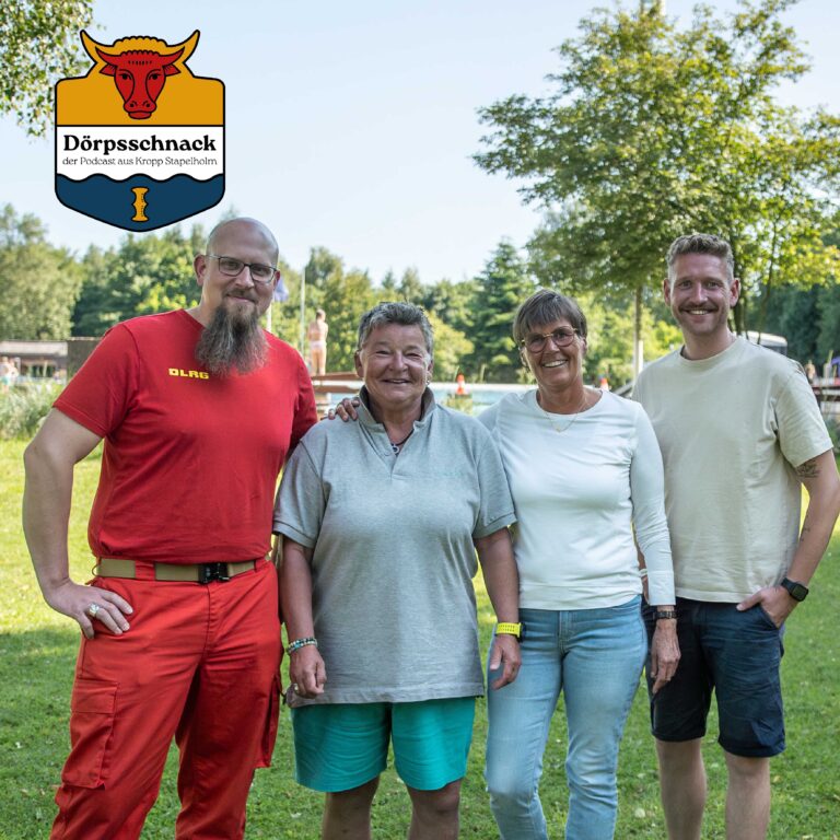 Das Team rund ums Freibad. Dirk Wirbel (DLRG), Karen Naeve (Bademeisterin), Britta Oye (Wasserfreunde Freibad Kropp) und Moderator Fabian Pede.
